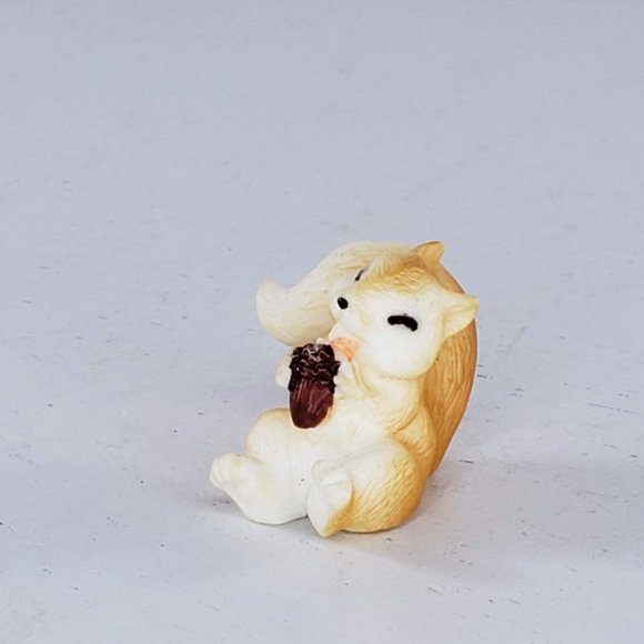 Squirrel Miniature Figurine Tiny Happy Holding Acorn - Picture 3 of 7